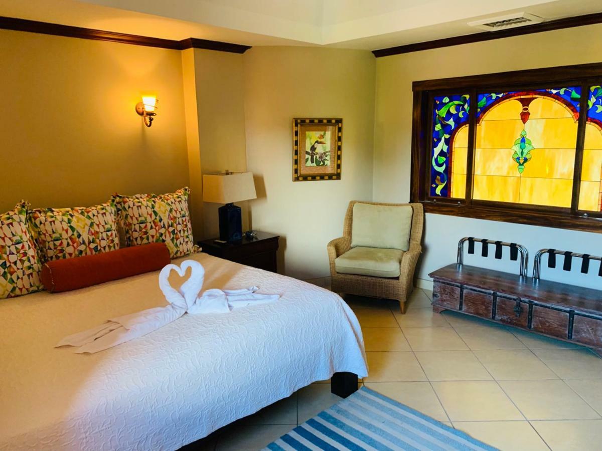 Pacifico Colonial Condominiums Manuel Antonio Buitenkant foto